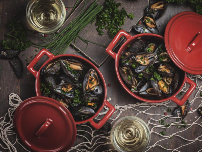 Pourquoi adopter les moules à la plancha à l'ail et au chimichurri cet été ?